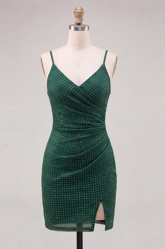 Robe de bal bustier froncée vert foncé à bretelles spaghetti perlée avec fente