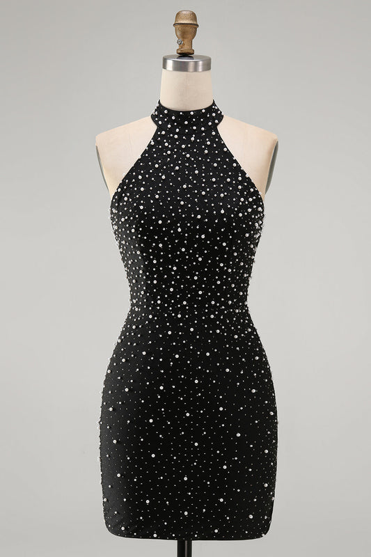 Robe courte de cocktail noire moulante à col halter, ornée de perles et de dentelle au dos lacé