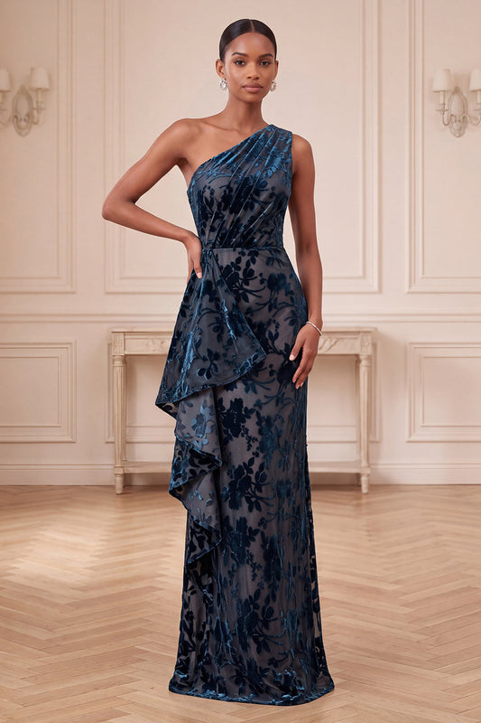 Robe de soirée longue fourreau asymétrique bleu marine en velours froncé avec volants