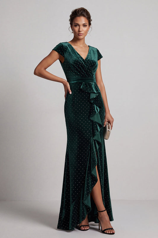 Robe de mariée asymétrique sirène vert foncé à manches courtes ornée de perles avec fente à volants