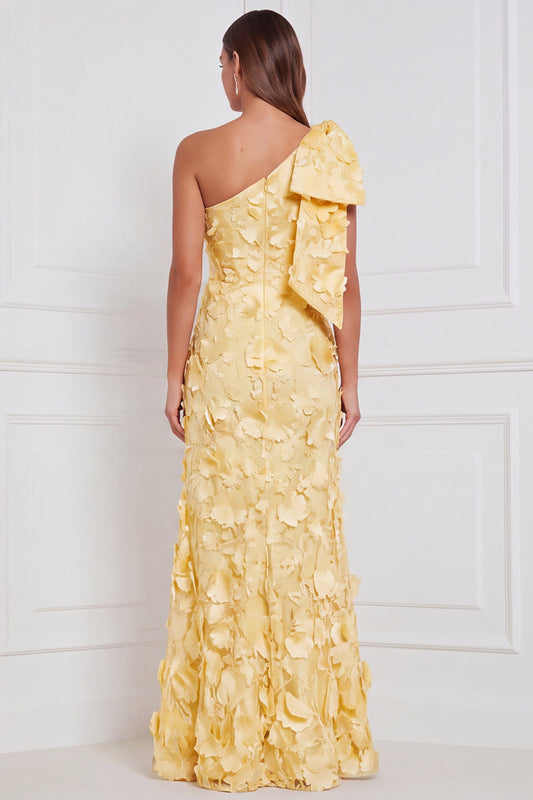 Robe Longue de Demoiselle d'Honneur Narcisse à Une Épaule Appliquée Fleurie avec Nœud