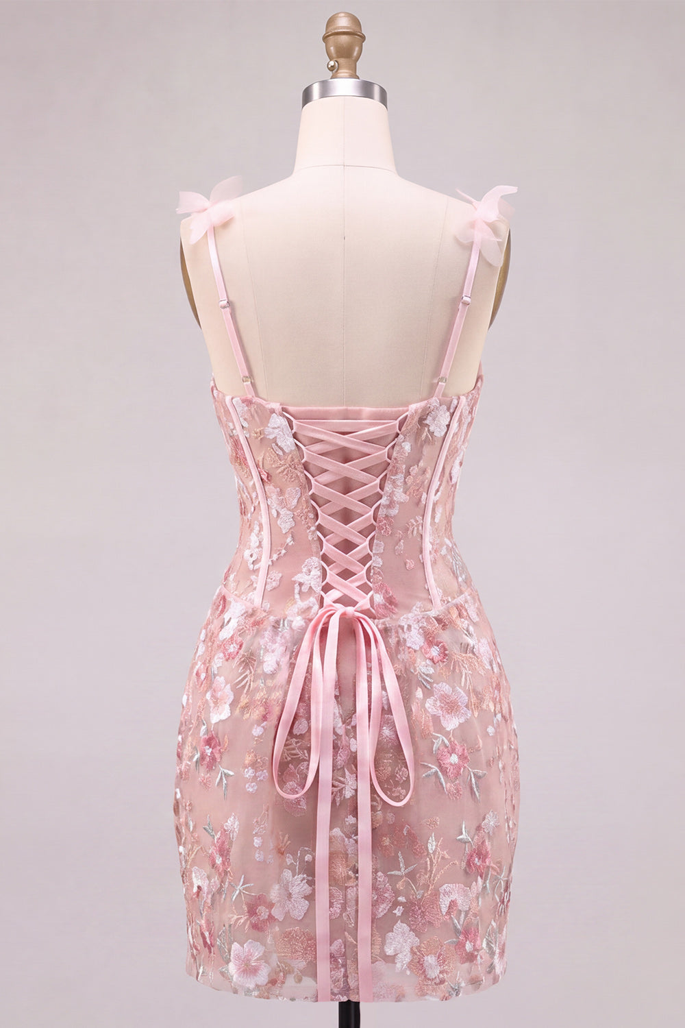 Robe de soirée courte cintrée rose à fleurs, bustier cœur, dos lacé