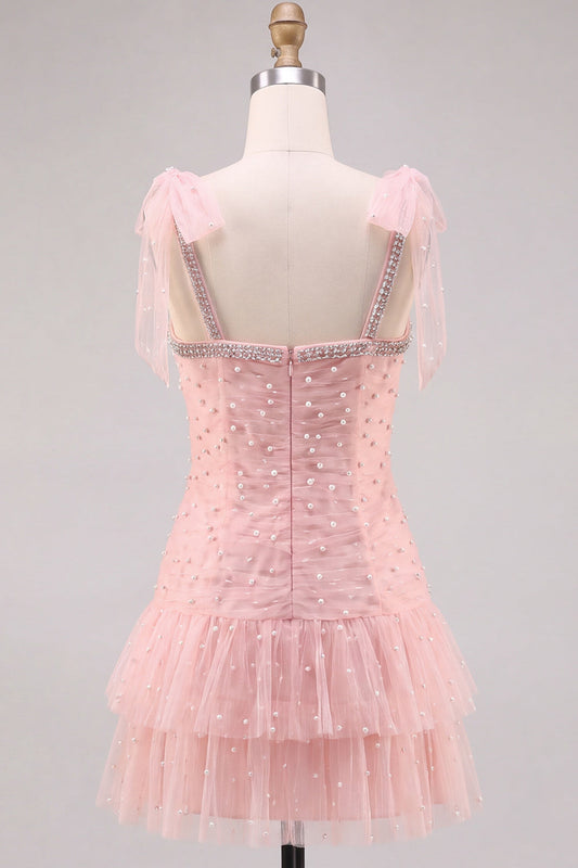 Robe courte de bal ornée de perles en tulle rose à volants et coupe trapèze