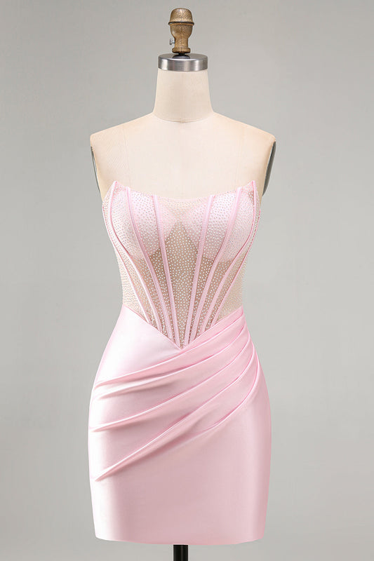 Robe de soirée courte moulante en satin drapé rose transparent avec corset et perles