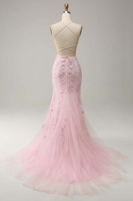 Robe de soirée sirène longue rose clair à bretelles spaghetti et appliques
