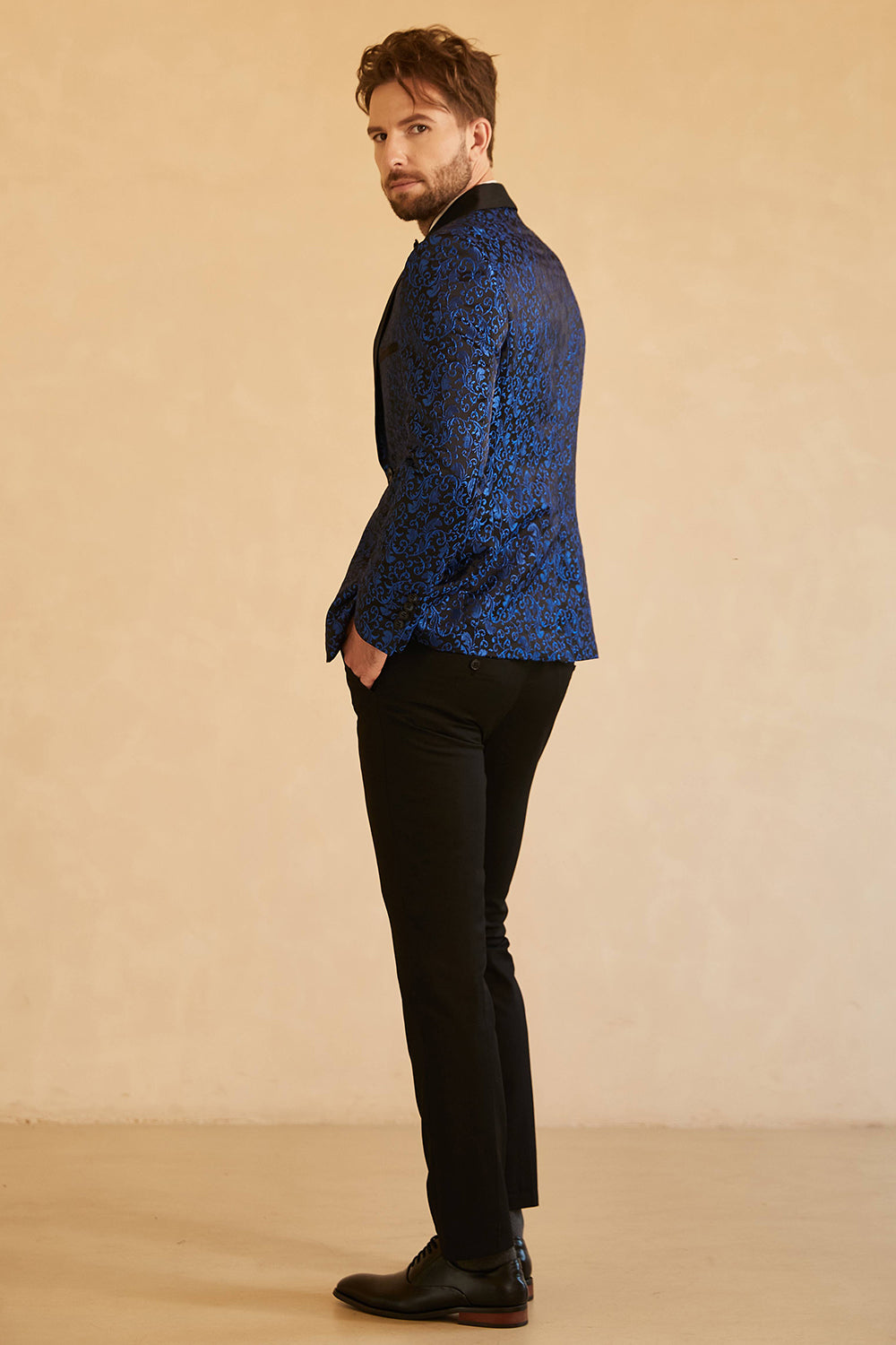 Blazer de bal pour homme avec revers châle bleu jacquard et un bouton