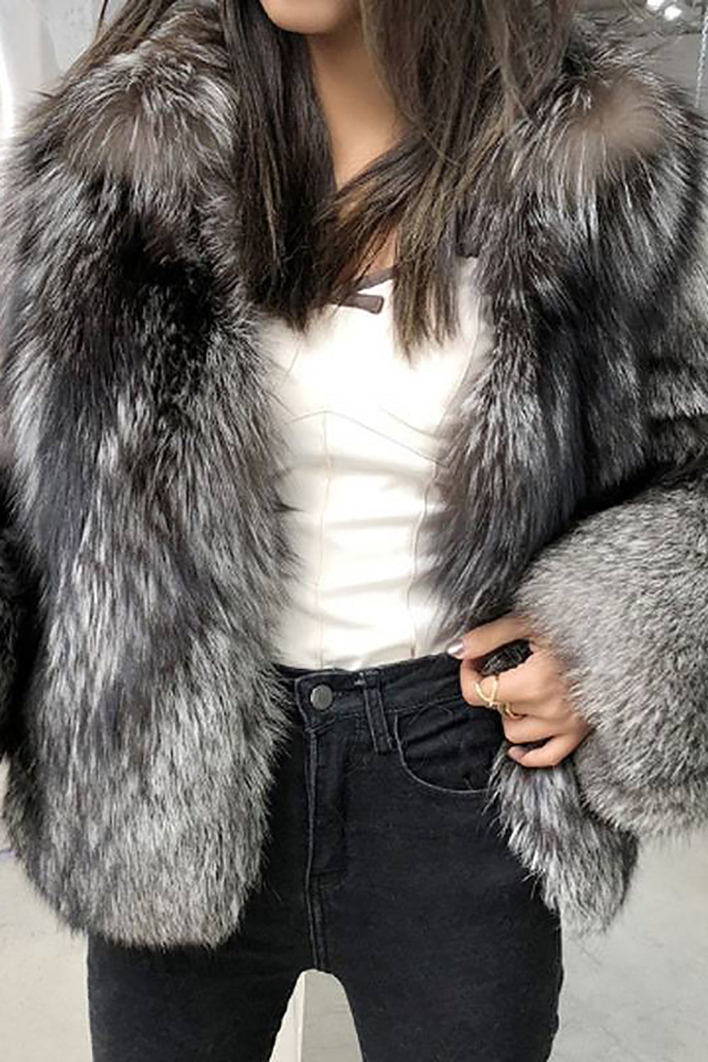 Manteau court en fausse fourrure, col à revers, shearling, gris