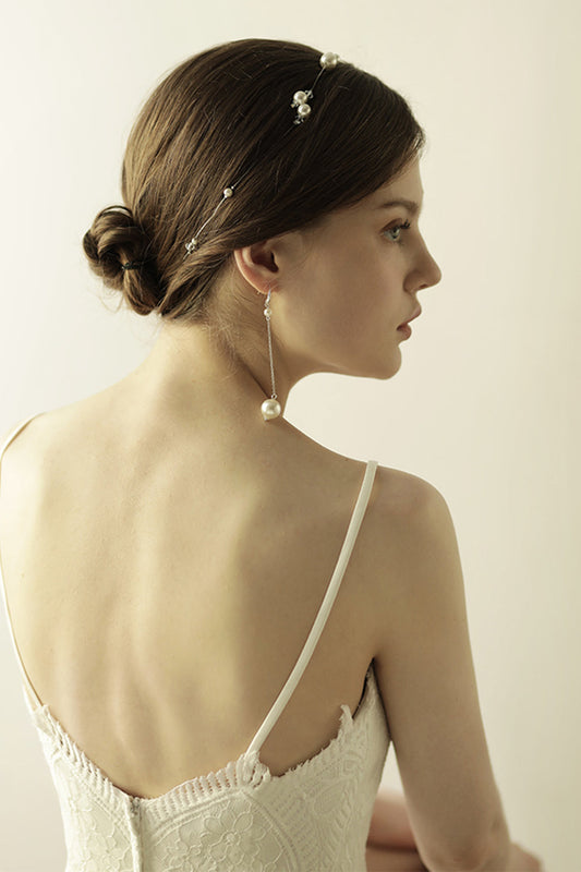 Grand bandeau de mariée et boucles d'oreilles en soie avec perles
