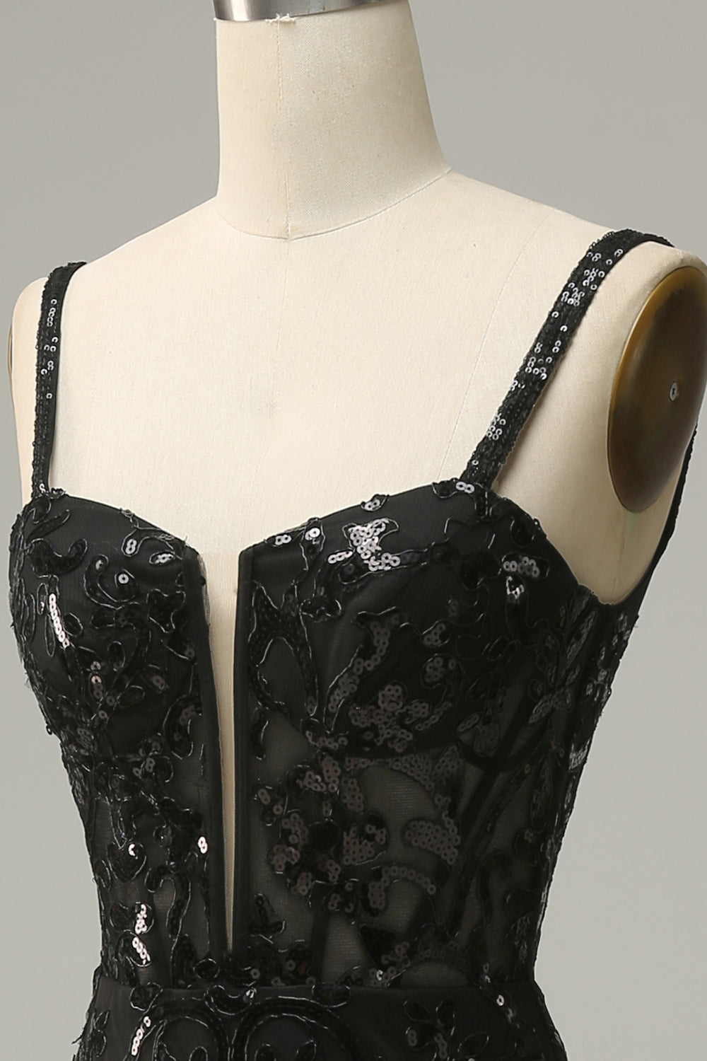 Robe de soirée longue sirène fendue en tulle noir à sequins à fines bretelles