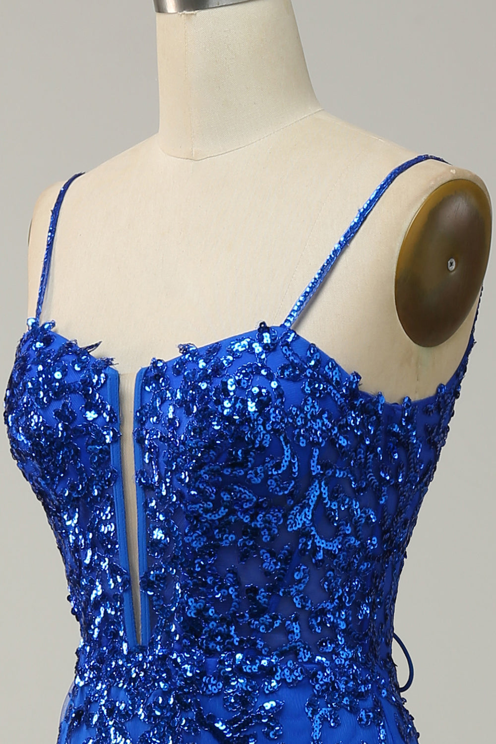 Robe de bal longue sirène à bretelles spaghetti, bleu roi, à paillettes, avec fente frontale