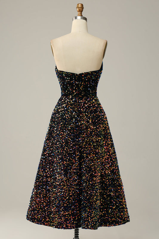 Robe de bal mi-longue évasée à sequins noirs