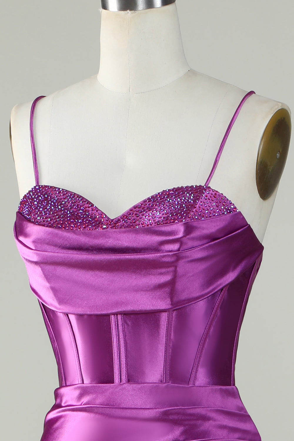 Robe longue de bal de promo sirène en sergé violet foncé à fines bretelles et à fente