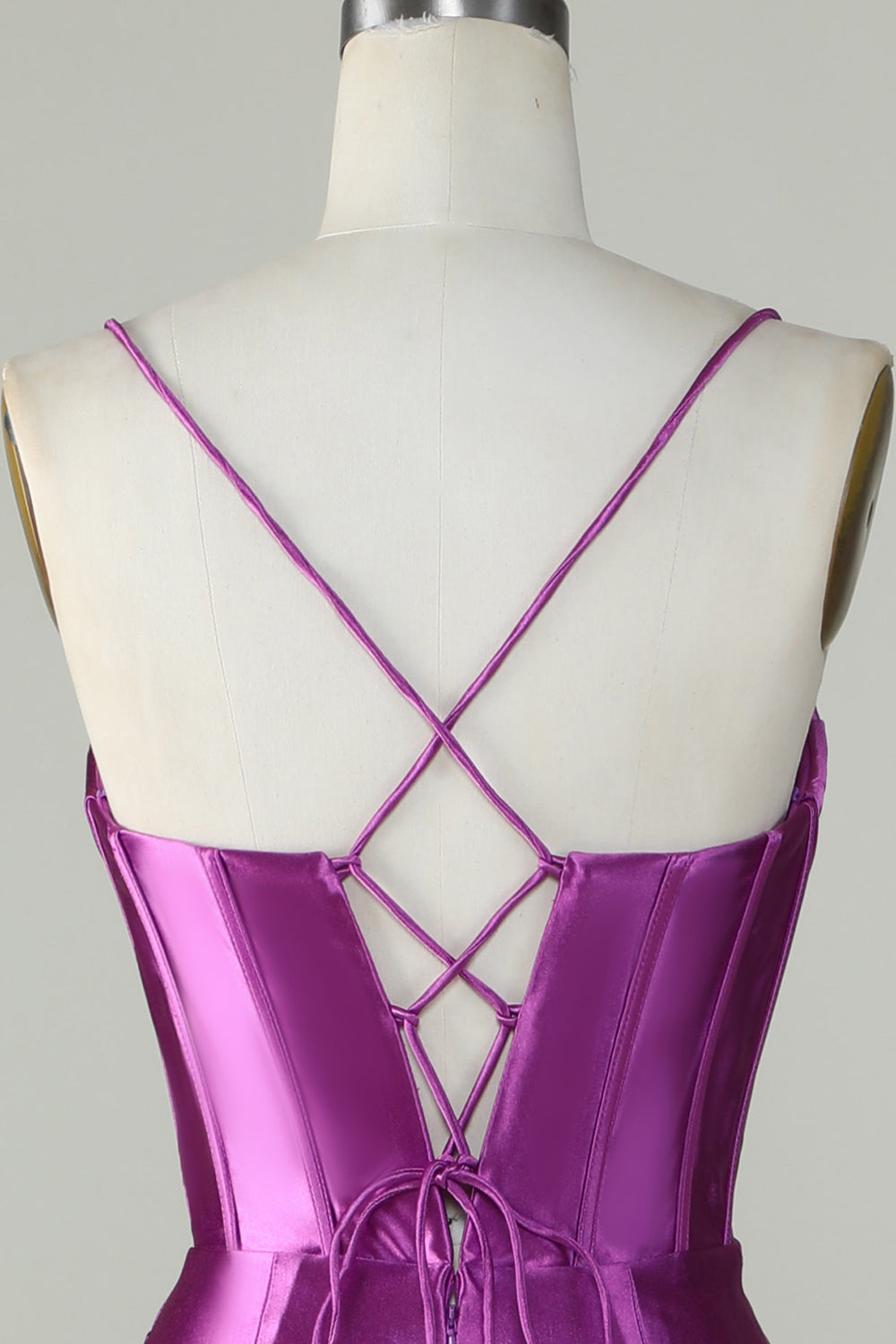 Robe longue de bal de promo sirène en sergé violet foncé à fines bretelles et à fente