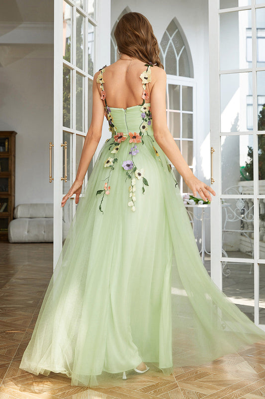 Robe de bal verte à fines bretelles avec fleurs 3D