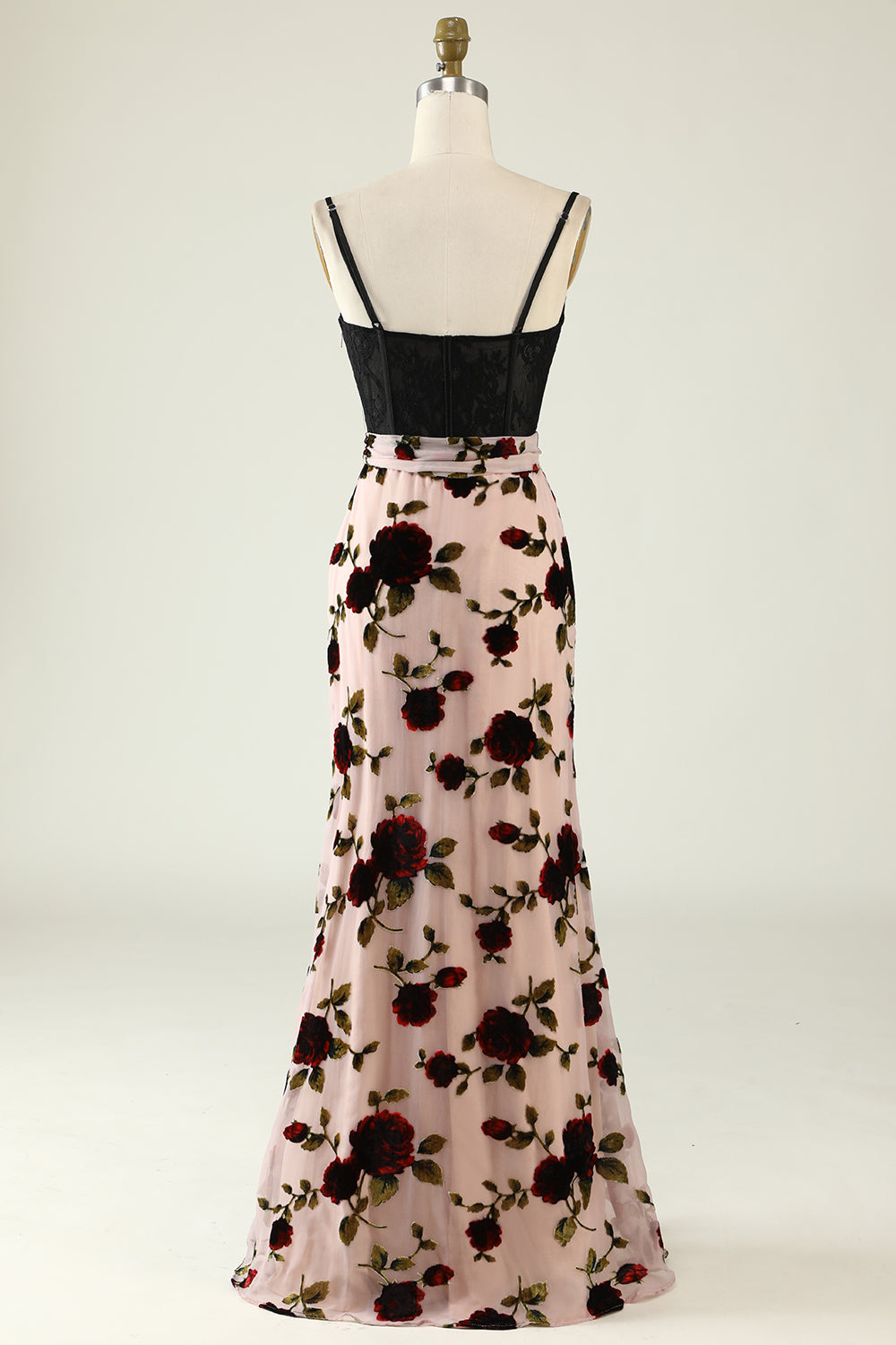Robe de bal fendue à fines bretelles avec motifs floraux