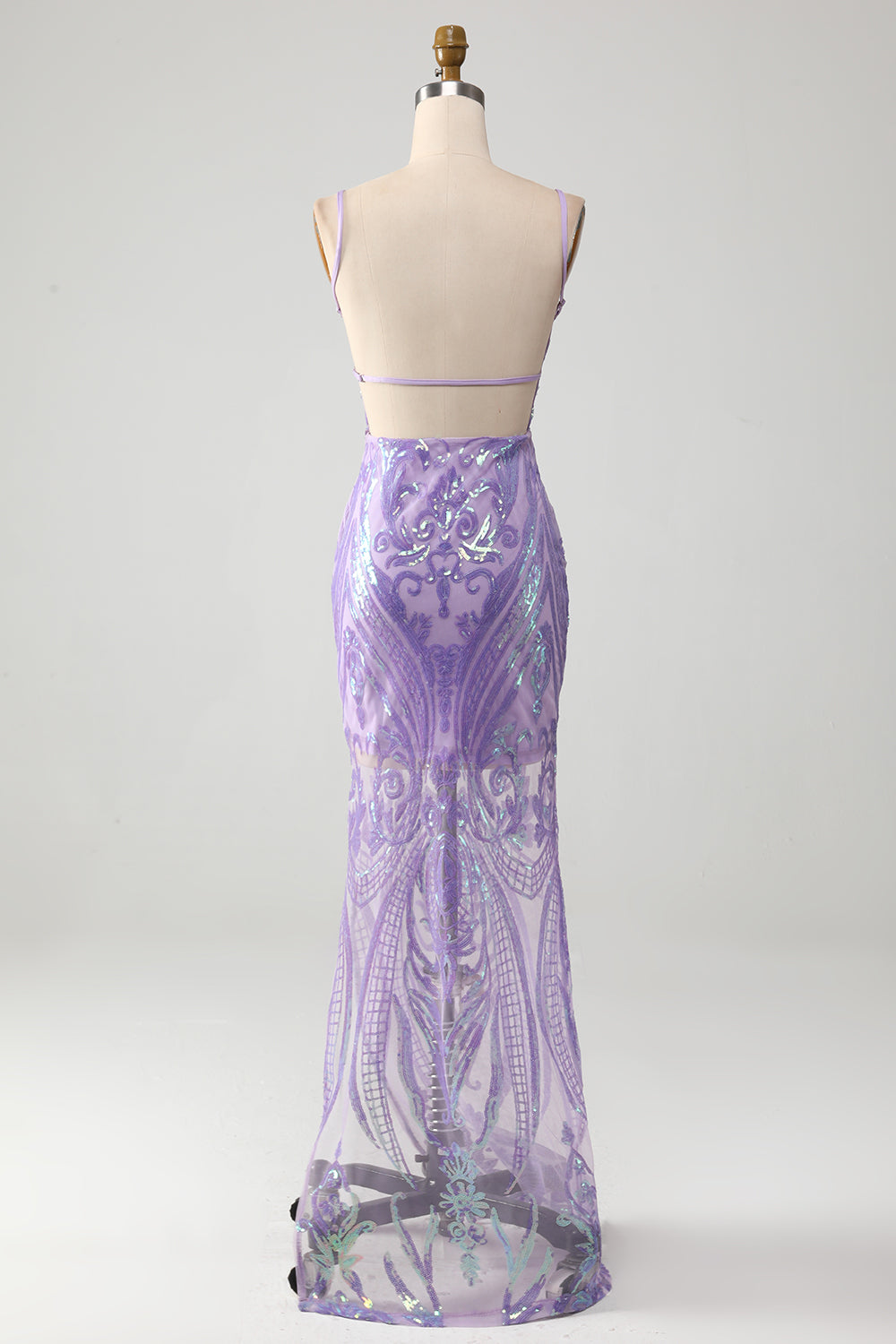 Robe de bal dos nu violet clair avec des paillettes