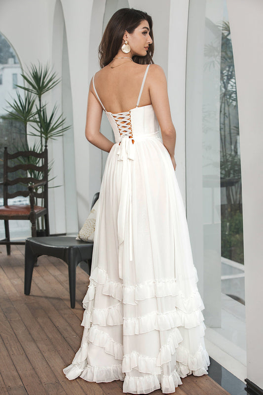 Robe de fiançailles simple en mousseline blanche à volants, avec corset et fente