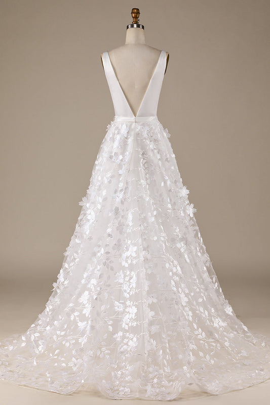 Robe de mariée ivoire trapèze en V avec fleurs 3D