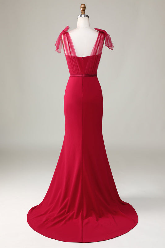 Vestido largo de satén borgoña corte sirena para dama de honor con lazos