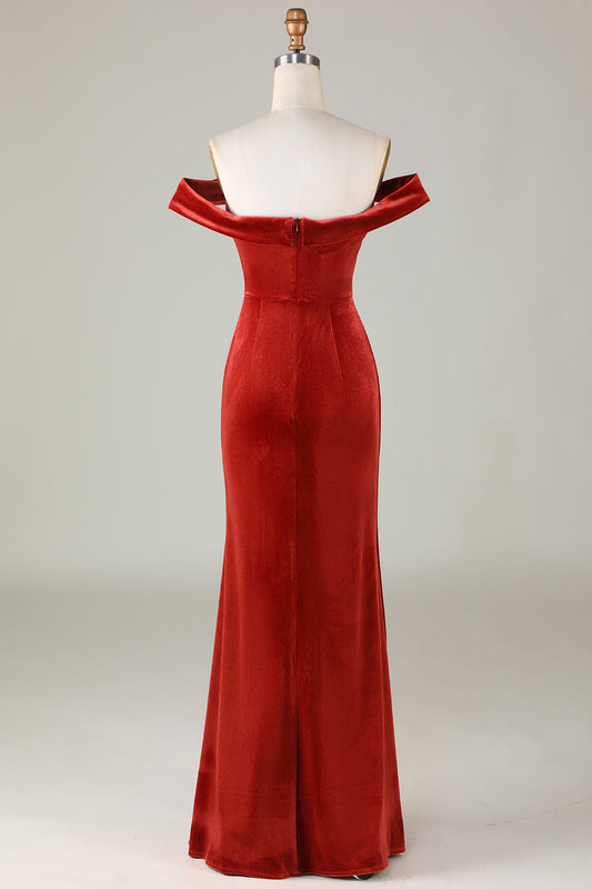Robe de demoiselle d'honneur en velours terracotta à épaules dénudées