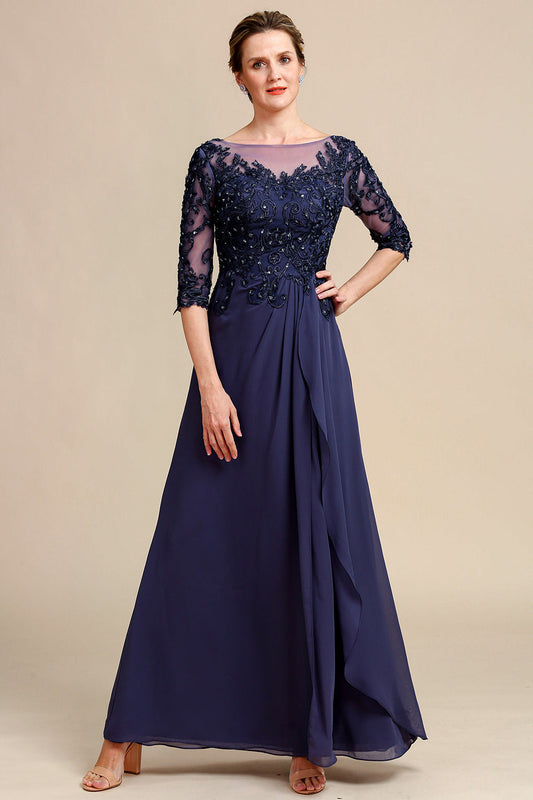 Vestido azul de manga larga con apliques para la madrina de boda