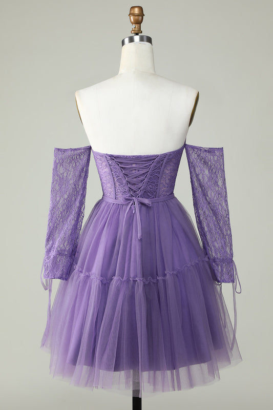 Robe de diplôme corsetée violette à épaules dénudées avec manches longues