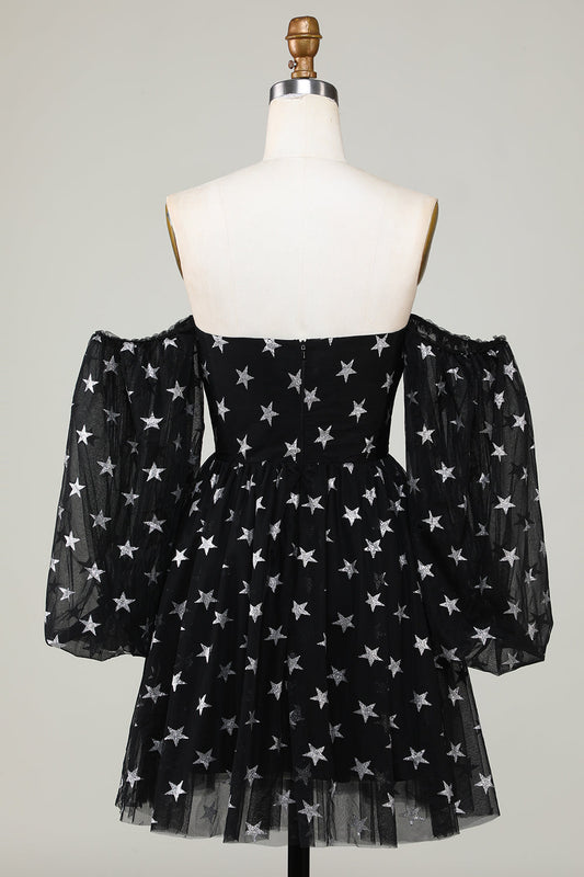 Robe de bal courte noire étoilée à épaules dénudées