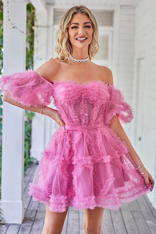 Robe de bal en tulle rose vif à épaules dénudées