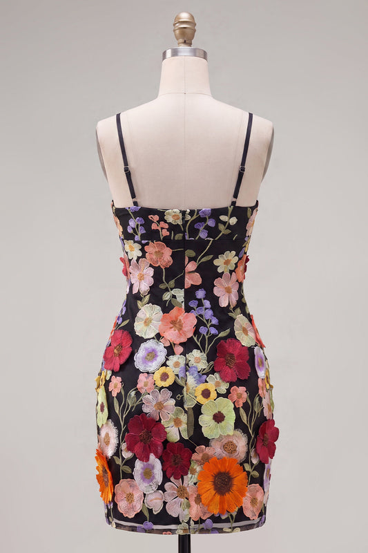 Robe de bal fourreau noire à fines bretelles avec fleurs 3D