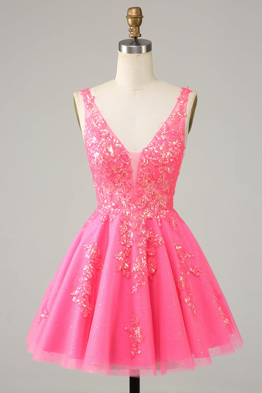 Robe de cocktail courte en fuchsia à sequins, décolleté en V et dos nu