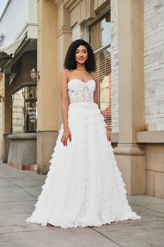 Robe de mariée bustier blanche évasée avec volants en dentelle