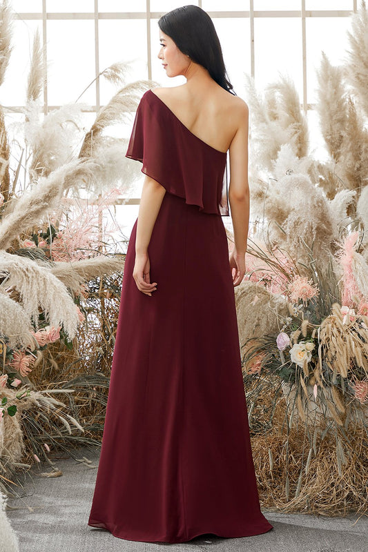 Robe de demoiselle d'honneur asymétrique en mousseline bordeaux