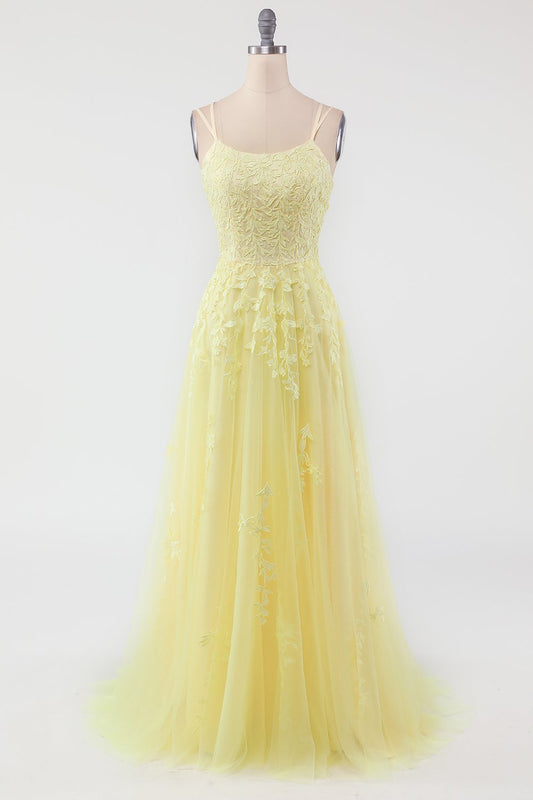 Robe de bal jaune à fines bretelles