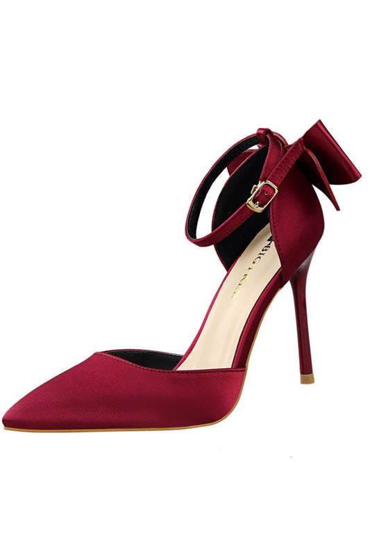 Escarpins de bal en satin bordeaux avec nœud
