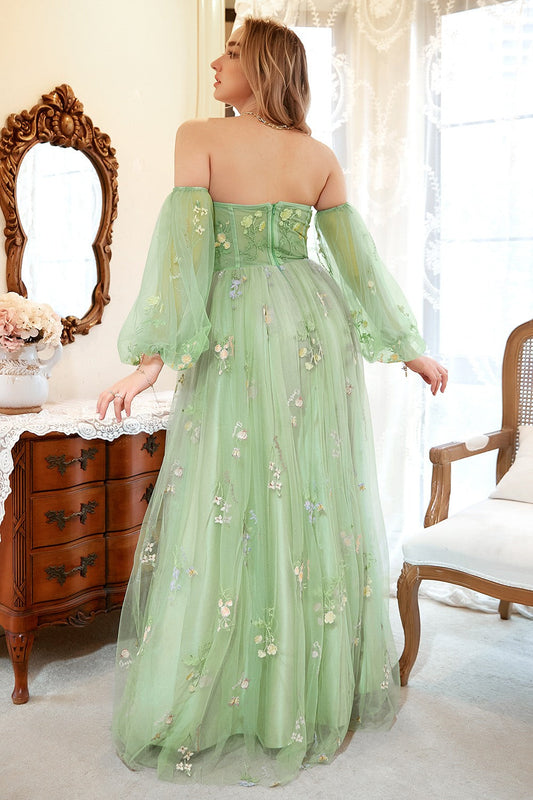 Robe de bal grande taille verte avec broderie et épaules dénudées