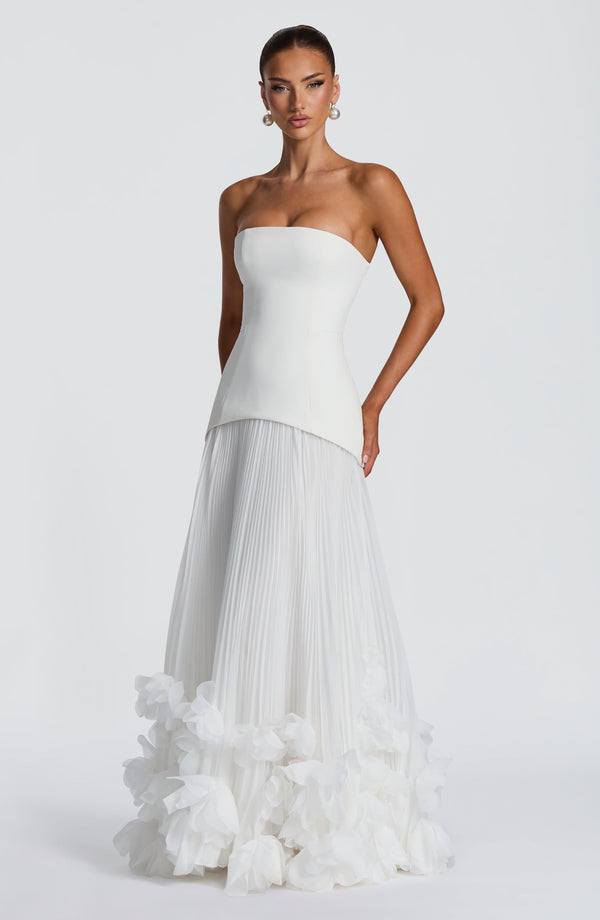 Vestido Sirena Amarillo Pálido con Corsé, Tul Plisado y Flores 3D