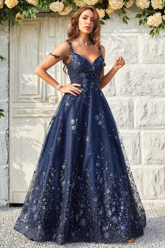 Robe de bal longue bleu marine coupe trapèze à épaules dénudées